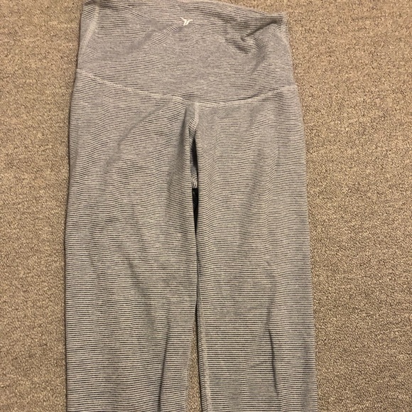 π₯π₯5 items for $25!π₯π₯ Gray Old navy leggings- xs - Picture 2 of 2